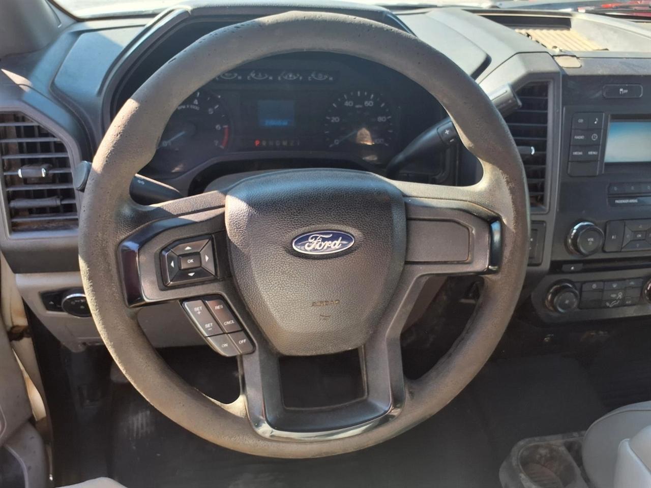 Ford Super Duty F-250 SRW Lariat 4WD SuperCab 8' Box 2017