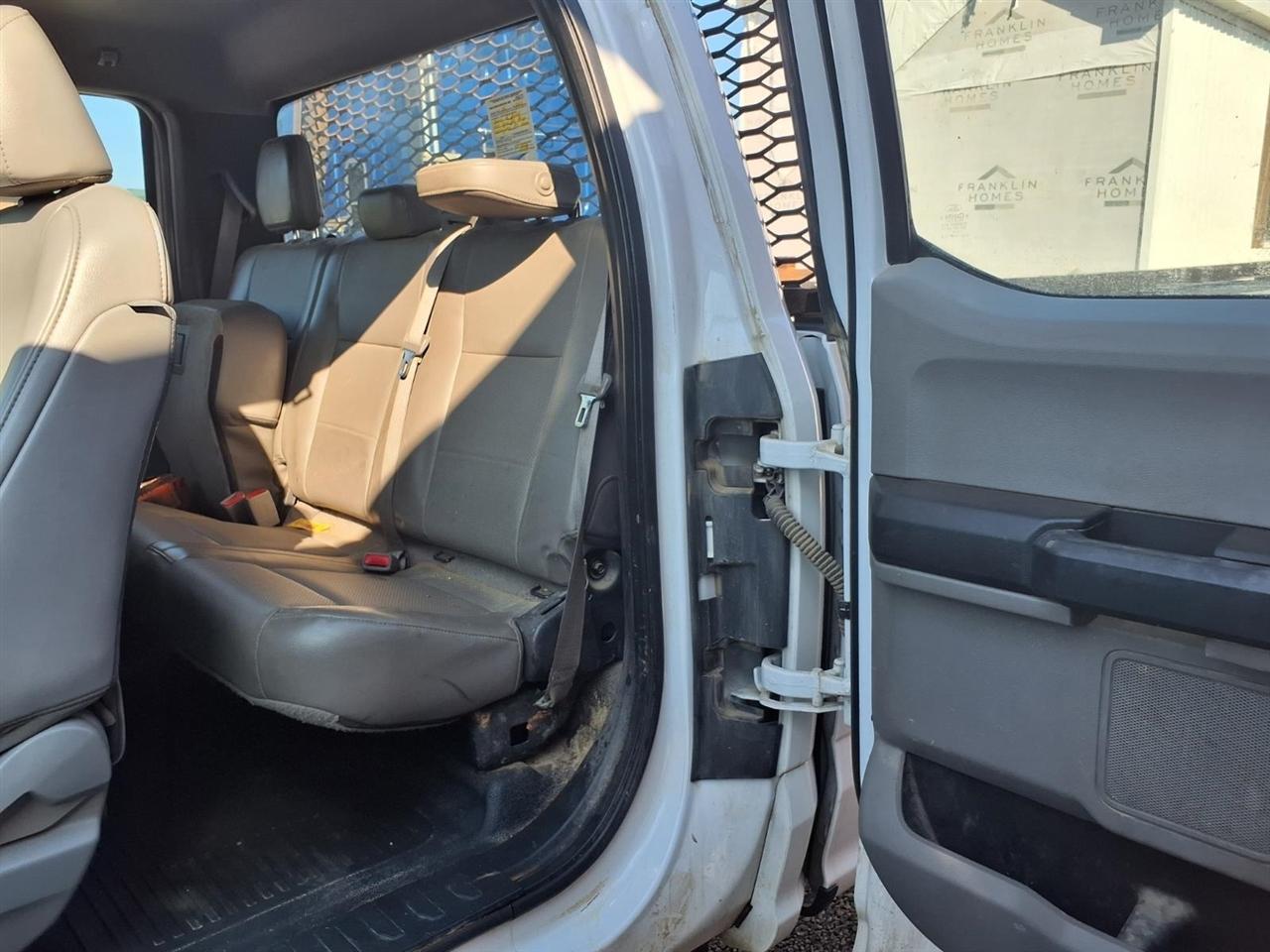 Ford Super Duty F-250 SRW Lariat 4WD SuperCab 8' Box 2017