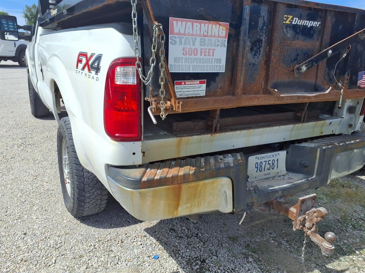 Ford Super Duty F-250 SRW 4WD Reg Cab 137" XLT 2012