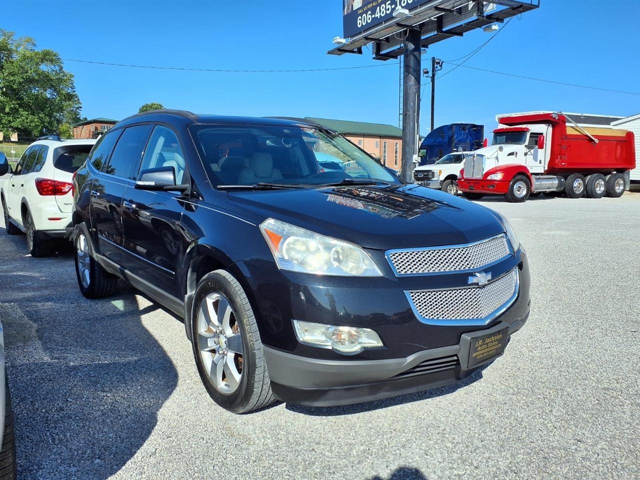 Chevrolet Traverse FWD 4dr LTZ 2012