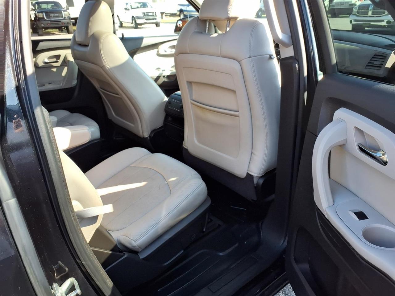 Chevrolet Traverse FWD 4dr LTZ 2012