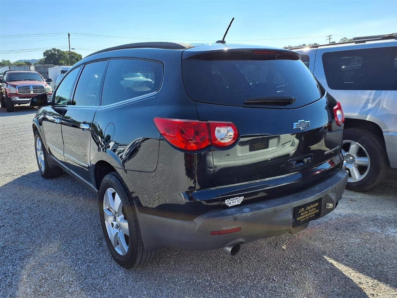 Chevrolet Traverse FWD 4dr LTZ 2012