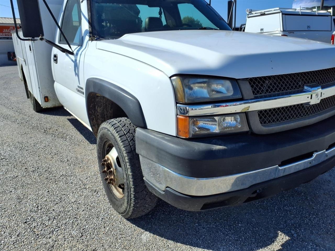 Chevrolet Silverado 3500 Classic 4WD Reg Cab 161.5" WB, 84.9" CA WT 2007