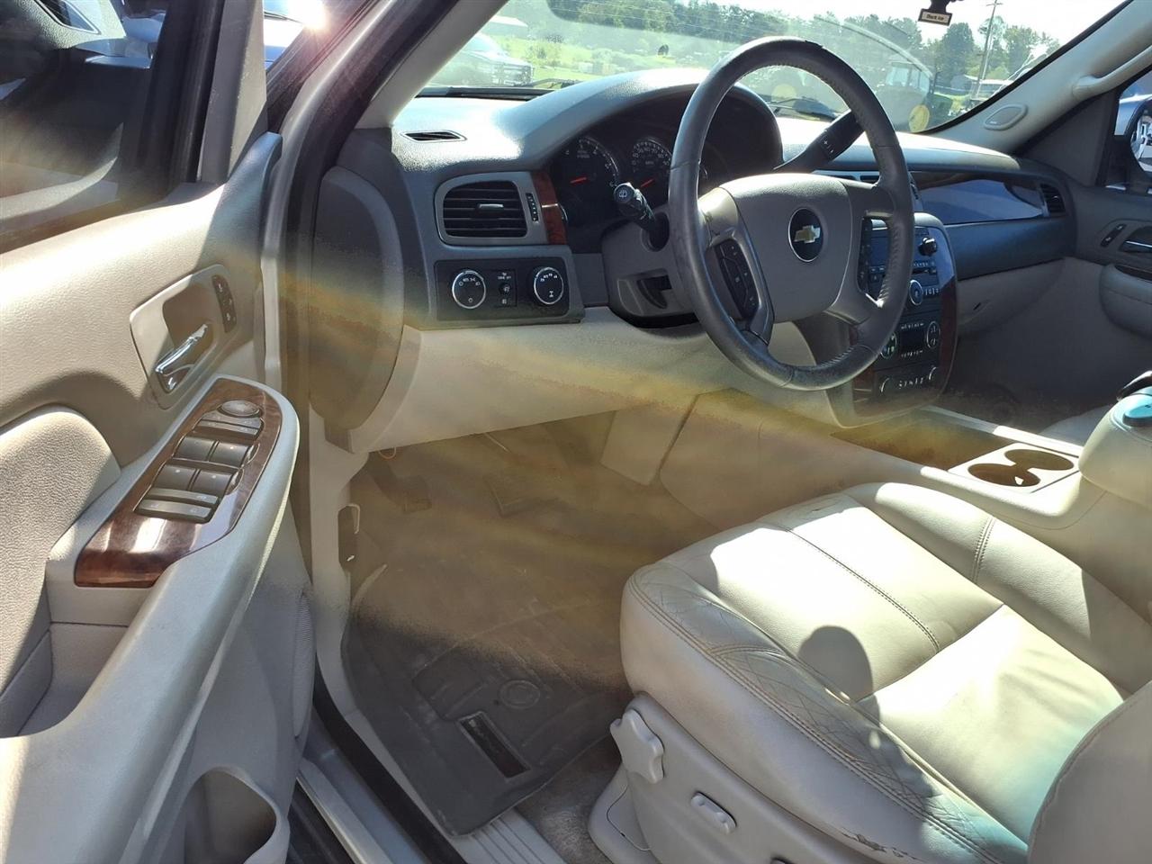 Chevrolet Tahoe 2WD 4dr LT 2014
