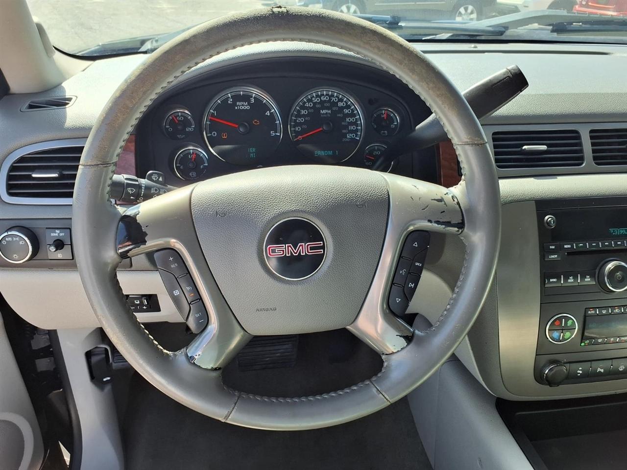 GMC Sierra 2500HD 4WD Crew Cab 153" SLT 2008