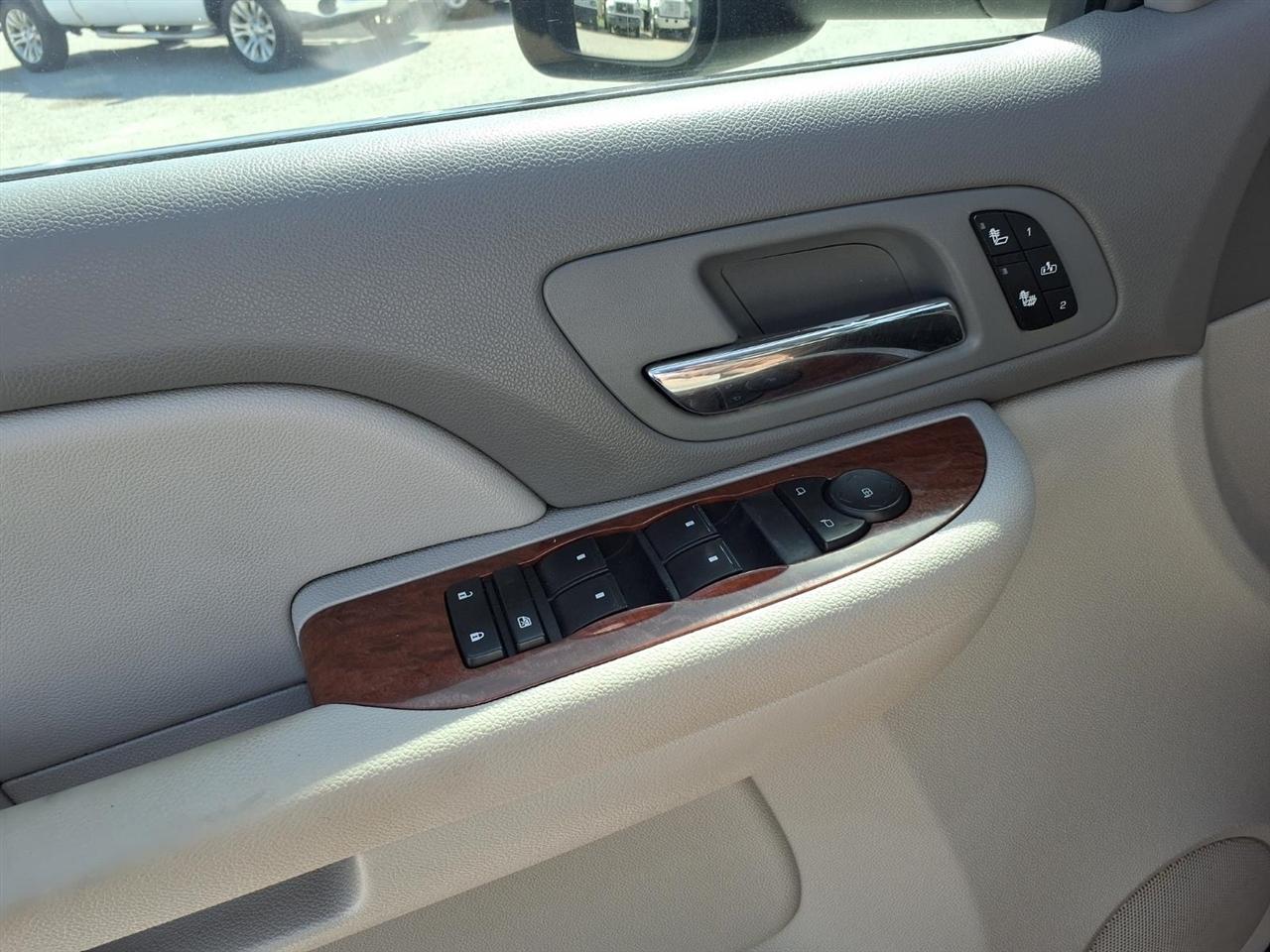 GMC Sierra 2500HD 4WD Crew Cab 153" SLT 2008
