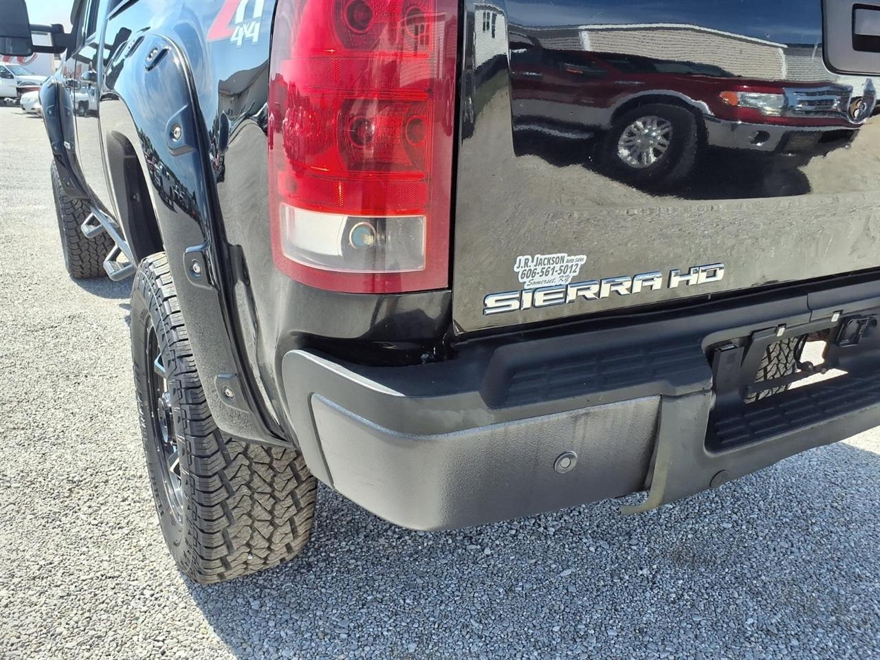 GMC Sierra 2500HD 4WD Crew Cab 153" SLT 2008