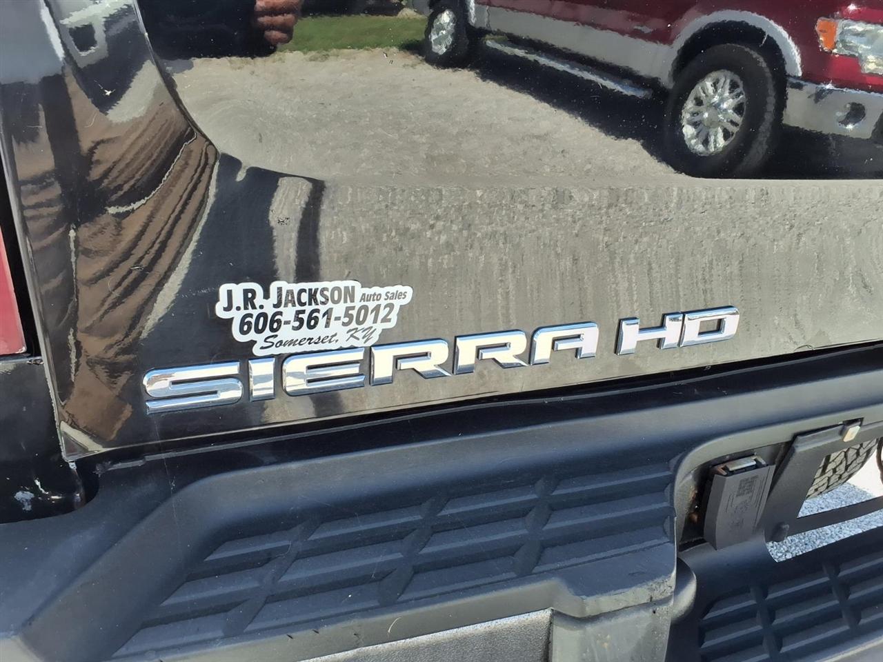 GMC Sierra 2500HD 4WD Crew Cab 153" SLT 2008