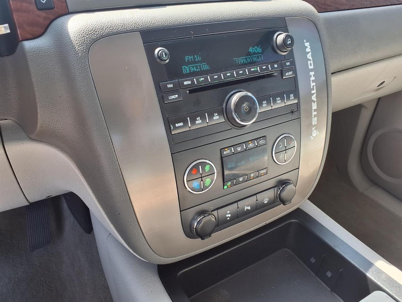 GMC Sierra 2500HD 4WD Crew Cab 153" SLT 2008