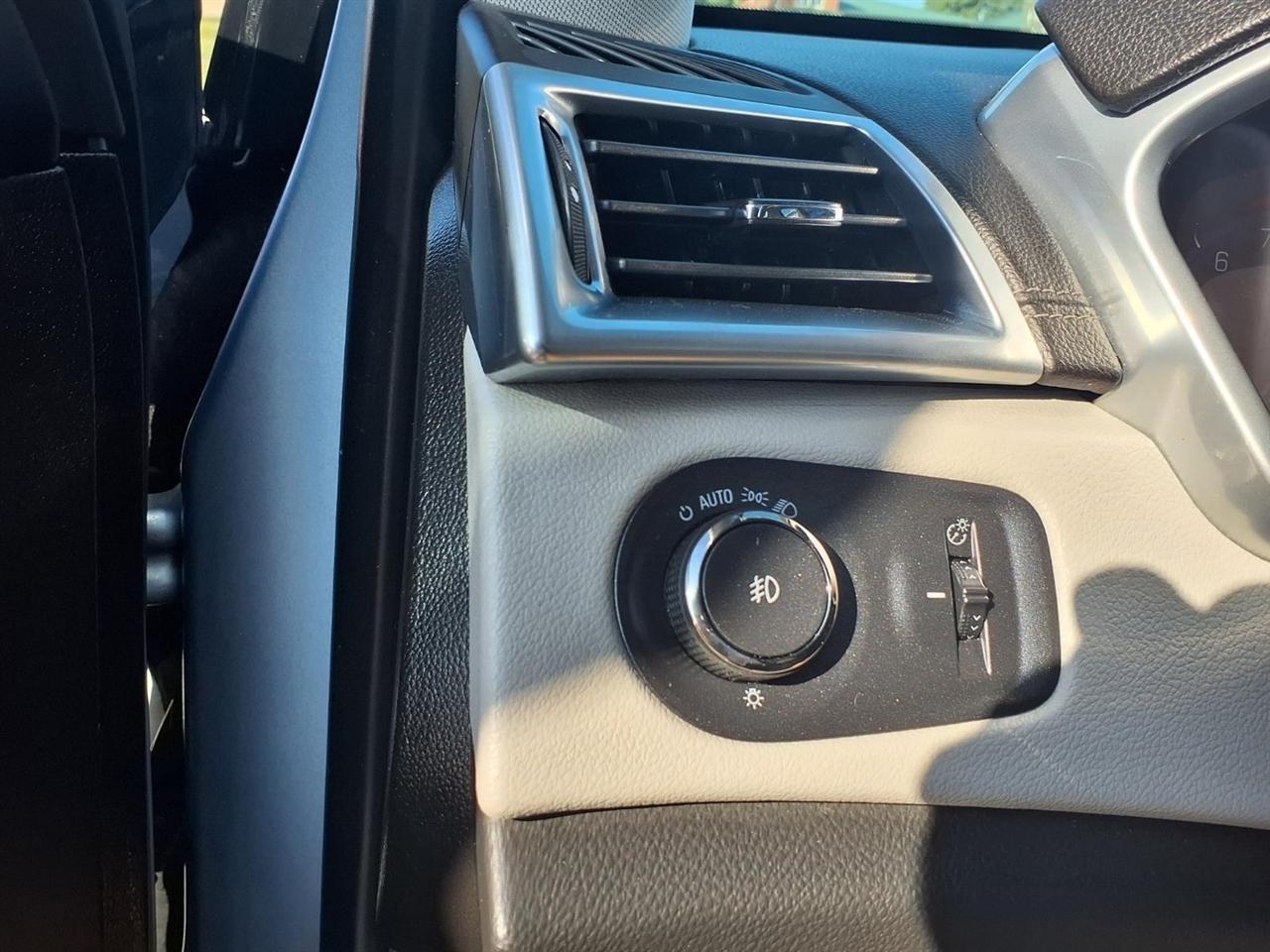 Cadillac SRX FWD 4dr Performance Collection 2013