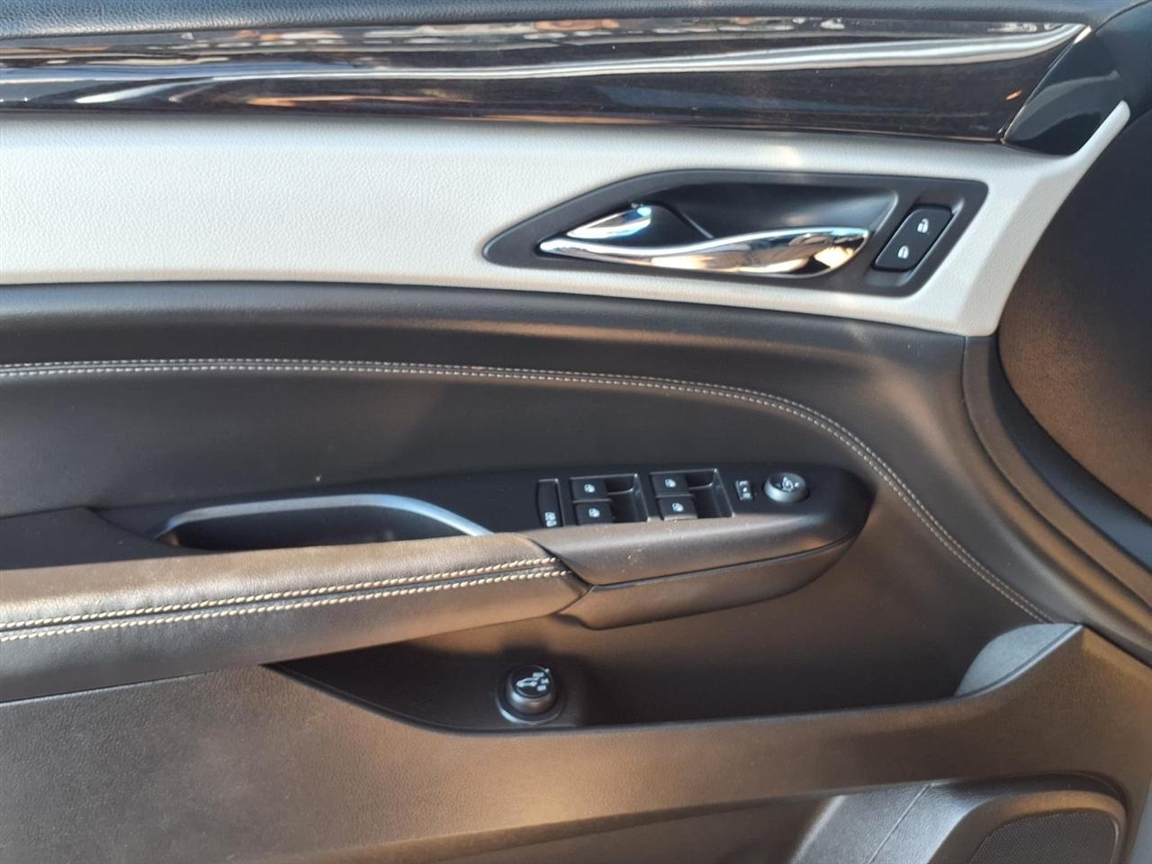 Cadillac SRX FWD 4dr Performance Collection 2013