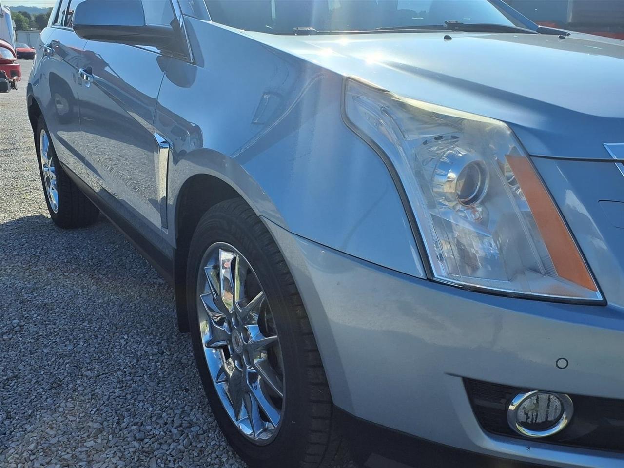 Cadillac SRX FWD 4dr Performance Collection 2013