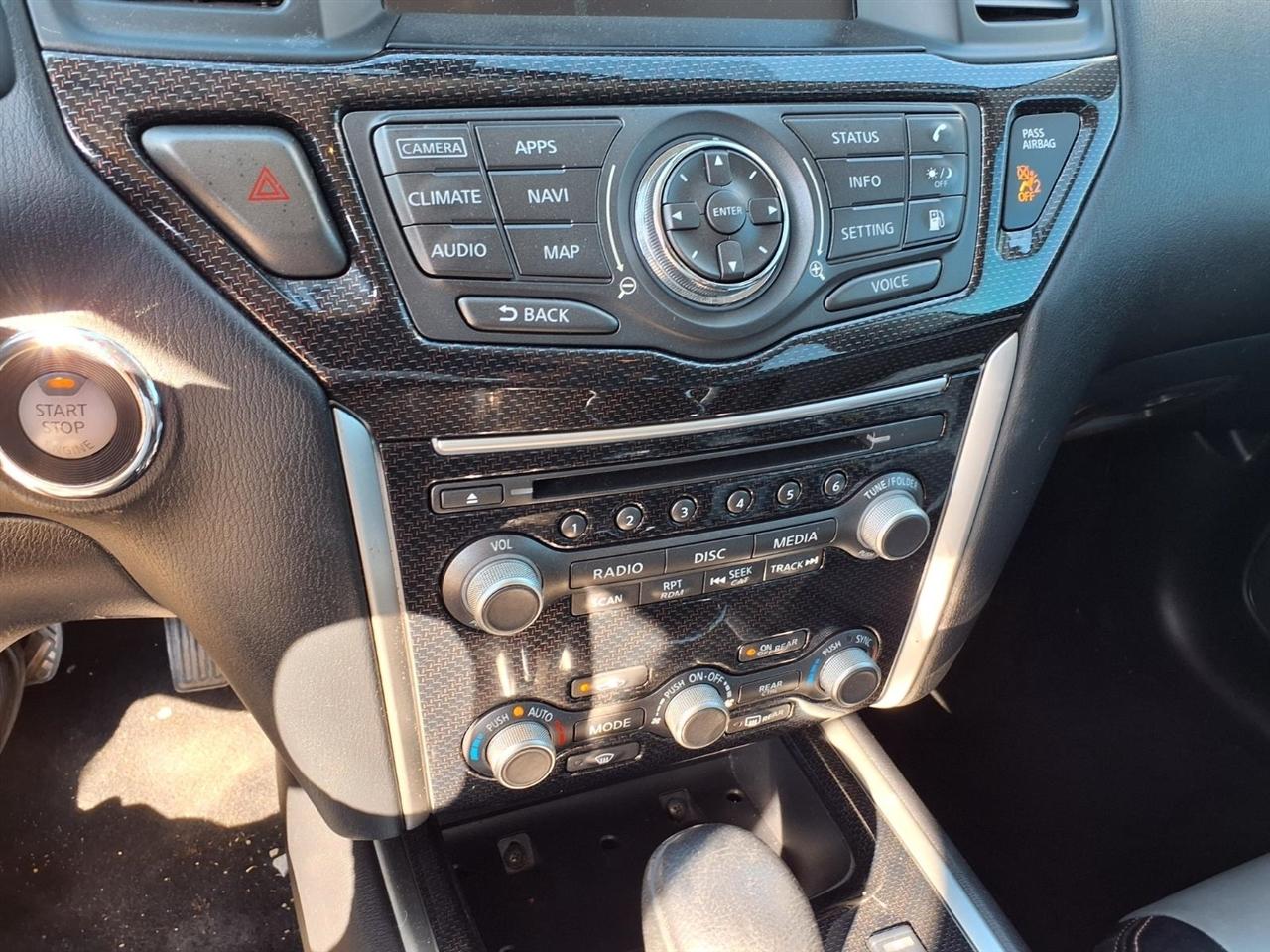 Nissan Pathfinder FWD SL 2020