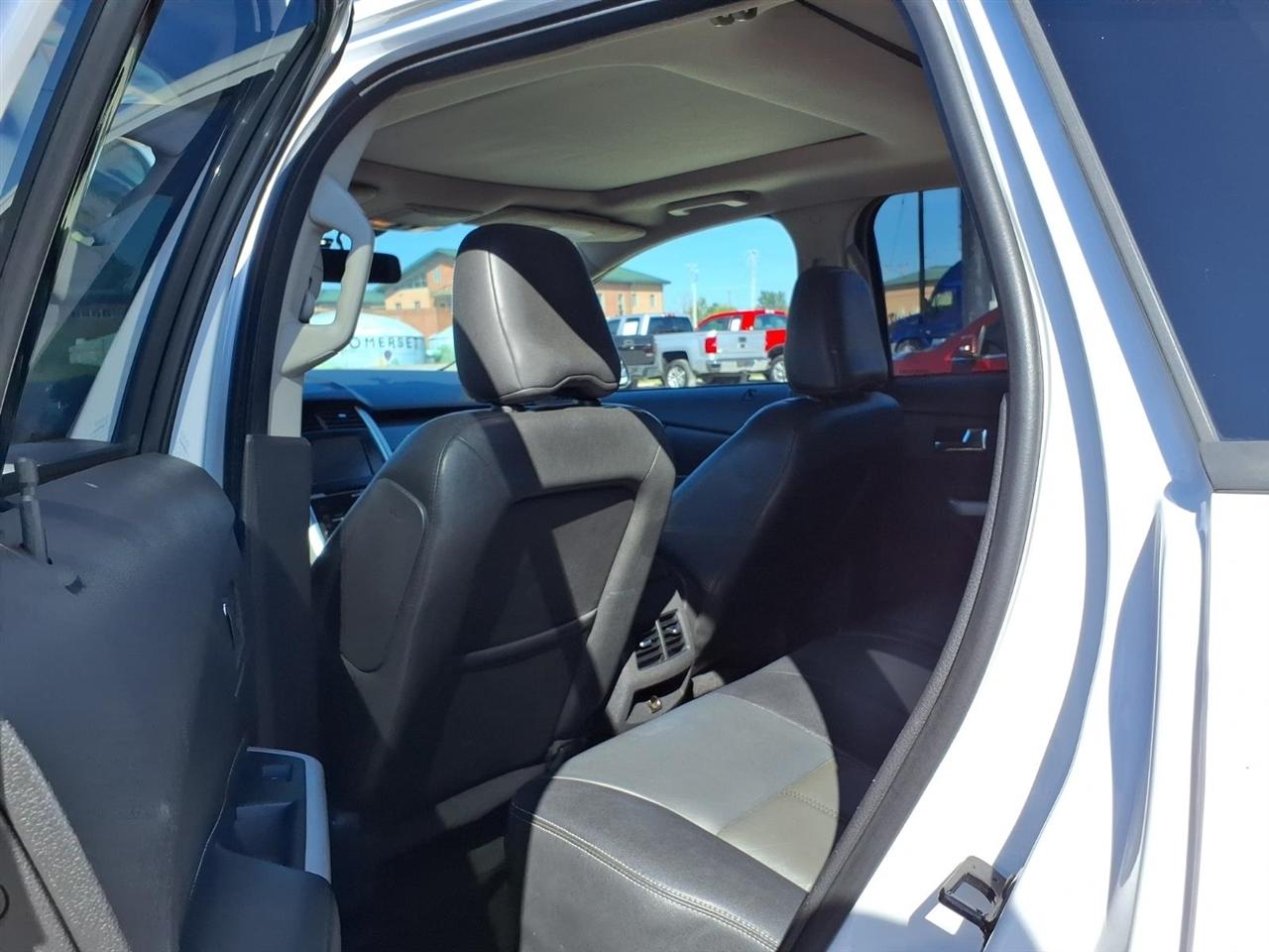 Ford Edge 4dr Sport FWD 2012