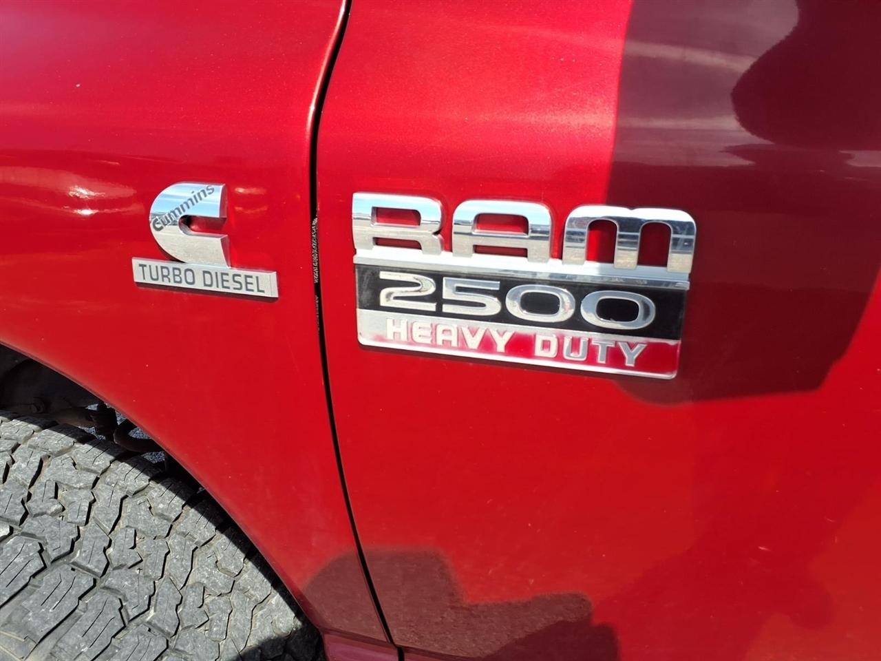Dodge Ram 2500 4WD Quad Cab 140.5" SLT 2008