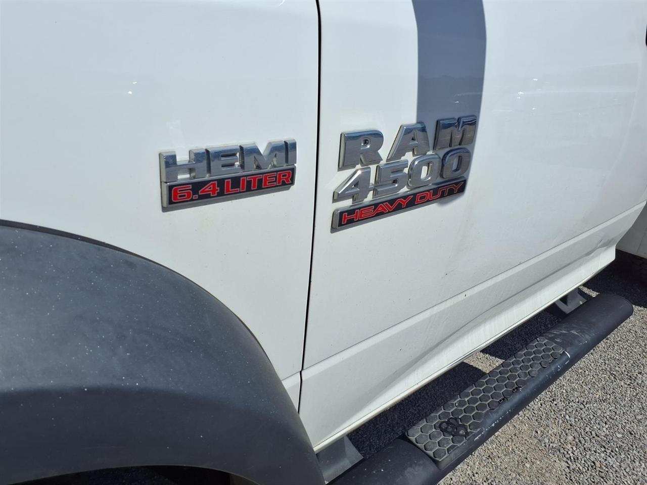RAM 4500 2WD Reg Cab 144" WB 60" CA Tradesman 2014