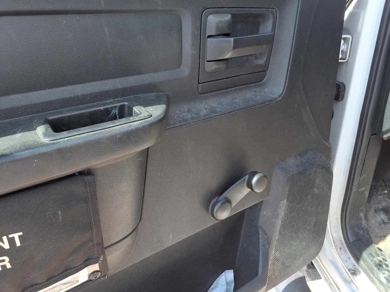 RAM 4500 2WD Reg Cab 144" WB 60" CA Tradesman 2014