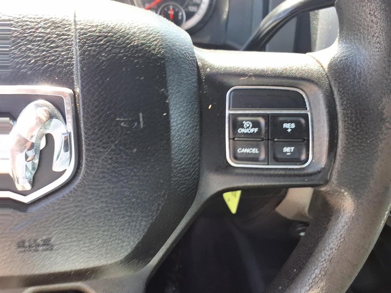 RAM 2500 4WD Crew Cab 149" Tradesman 2016