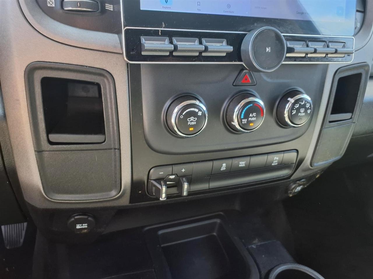 RAM 2500 4WD Crew Cab 149" Tradesman 2016