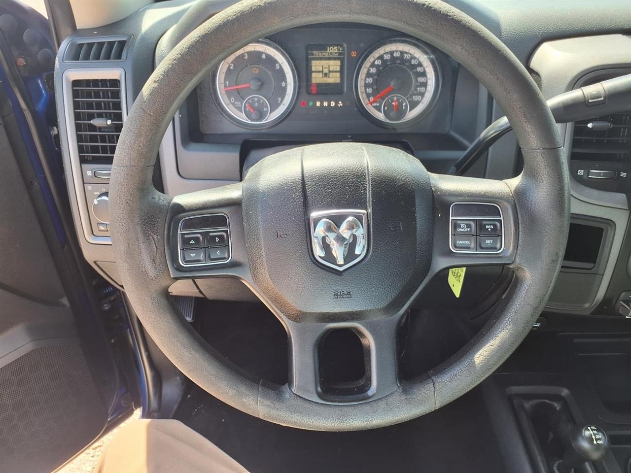 RAM 2500 4WD Crew Cab 149" Tradesman 2016