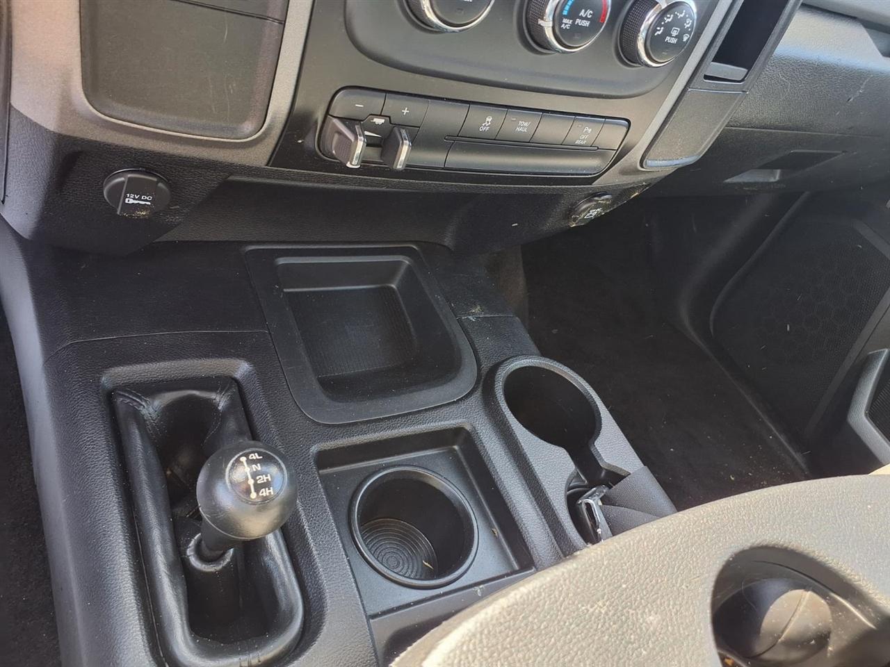 RAM 2500 4WD Crew Cab 149" Tradesman 2016