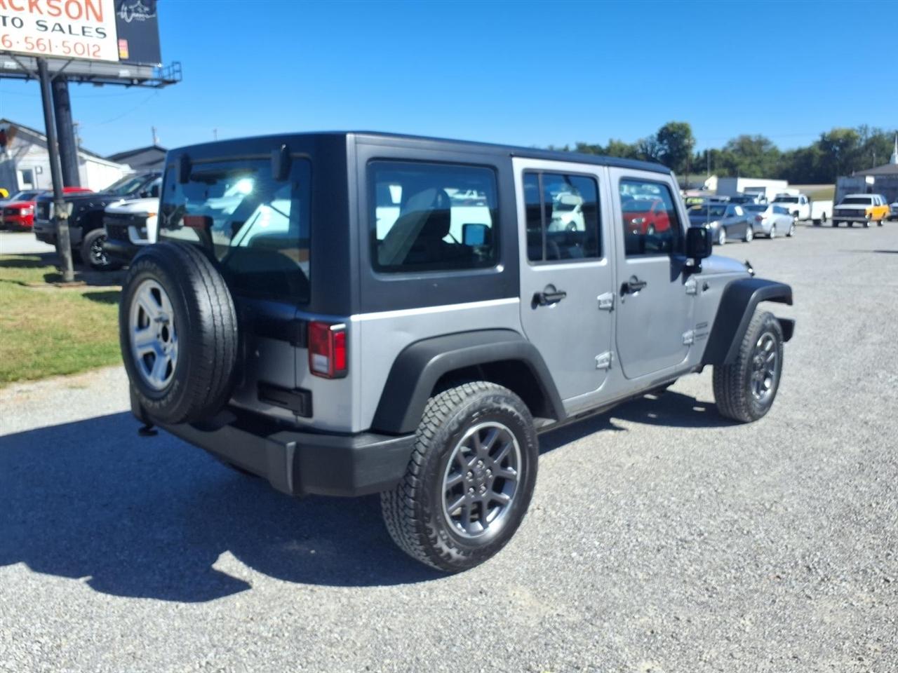 Jeep Wrangler Unlimited 4WD 4dr Sport 2015