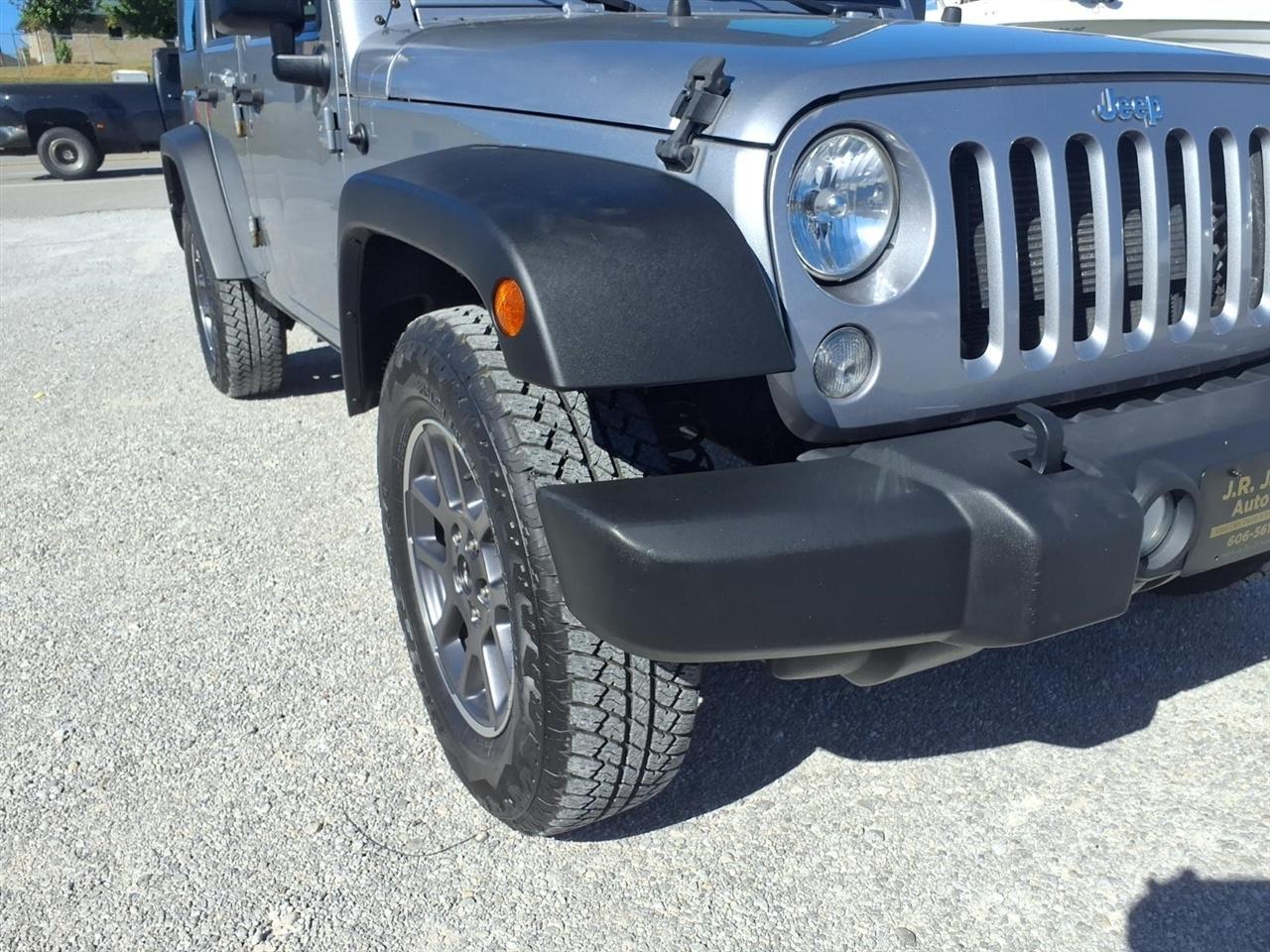 Jeep Wrangler Unlimited 4WD 4dr Sport 2015