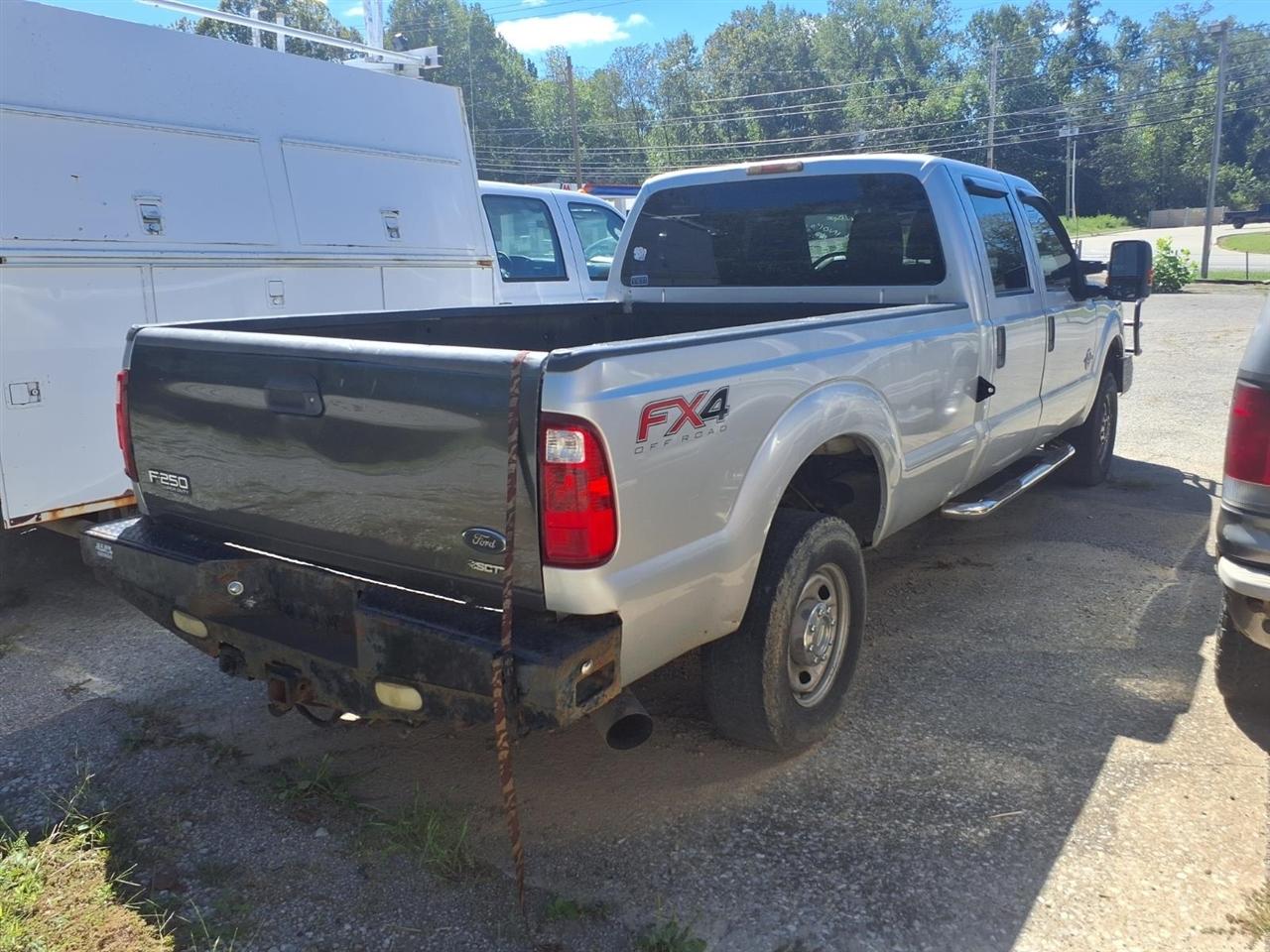 Ford Super Duty F-250 SRW 4WD Crew Cab 156" King Ranch 2012