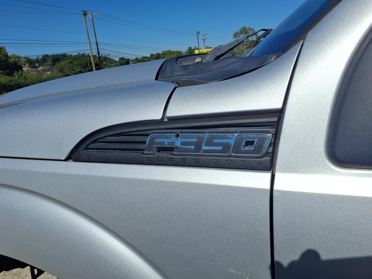 Ford Super Duty F-350 DRW 4WD Crew Cab 172" King Ranch 2012