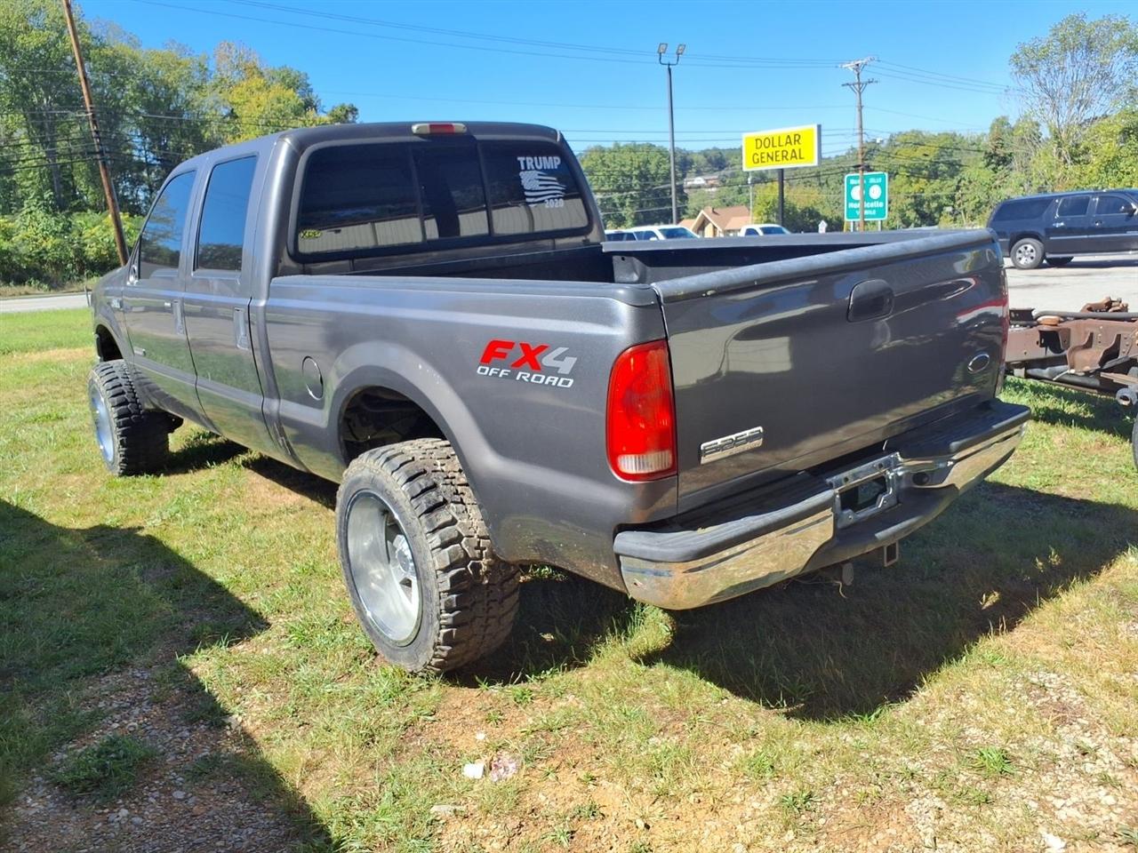 Ford Super Duty F-250 Crew Cab 156" Harley-Davidson 4WD 2005