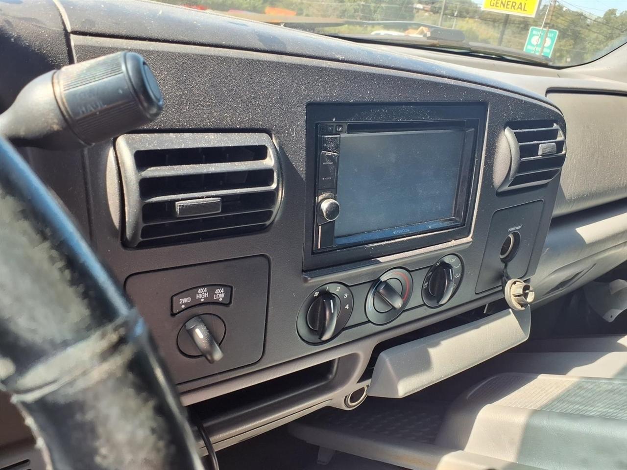 Ford Super Duty F-250 Crew Cab 156" Harley-Davidson 4WD 2005