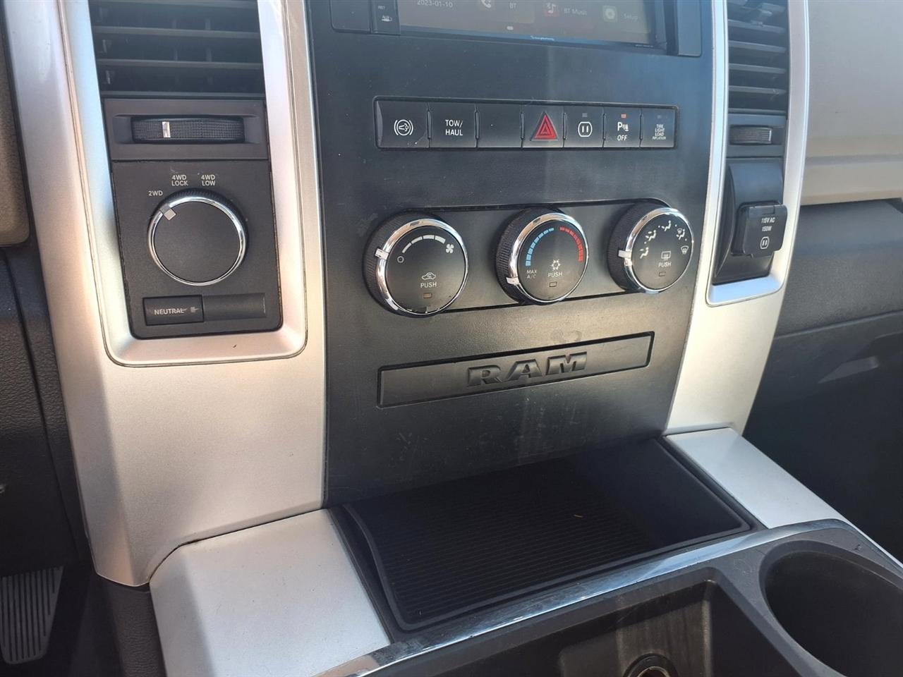 RAM 2500 4WD Crew Cab 149" Big Horn 2011