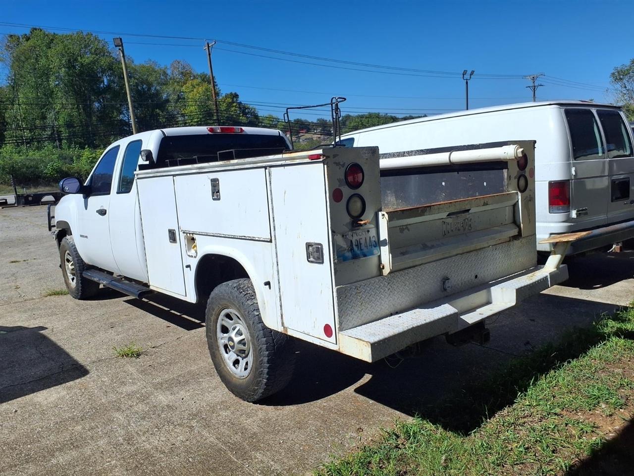 Chevrolet Silverado 3500HD 4WD Ext Cab 158.2" Work Truck 2012