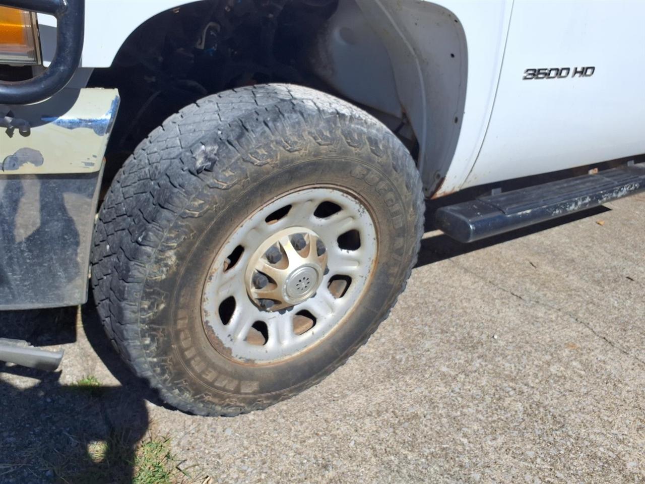 Chevrolet Silverado 3500HD 4WD Ext Cab 158.2" Work Truck 2012