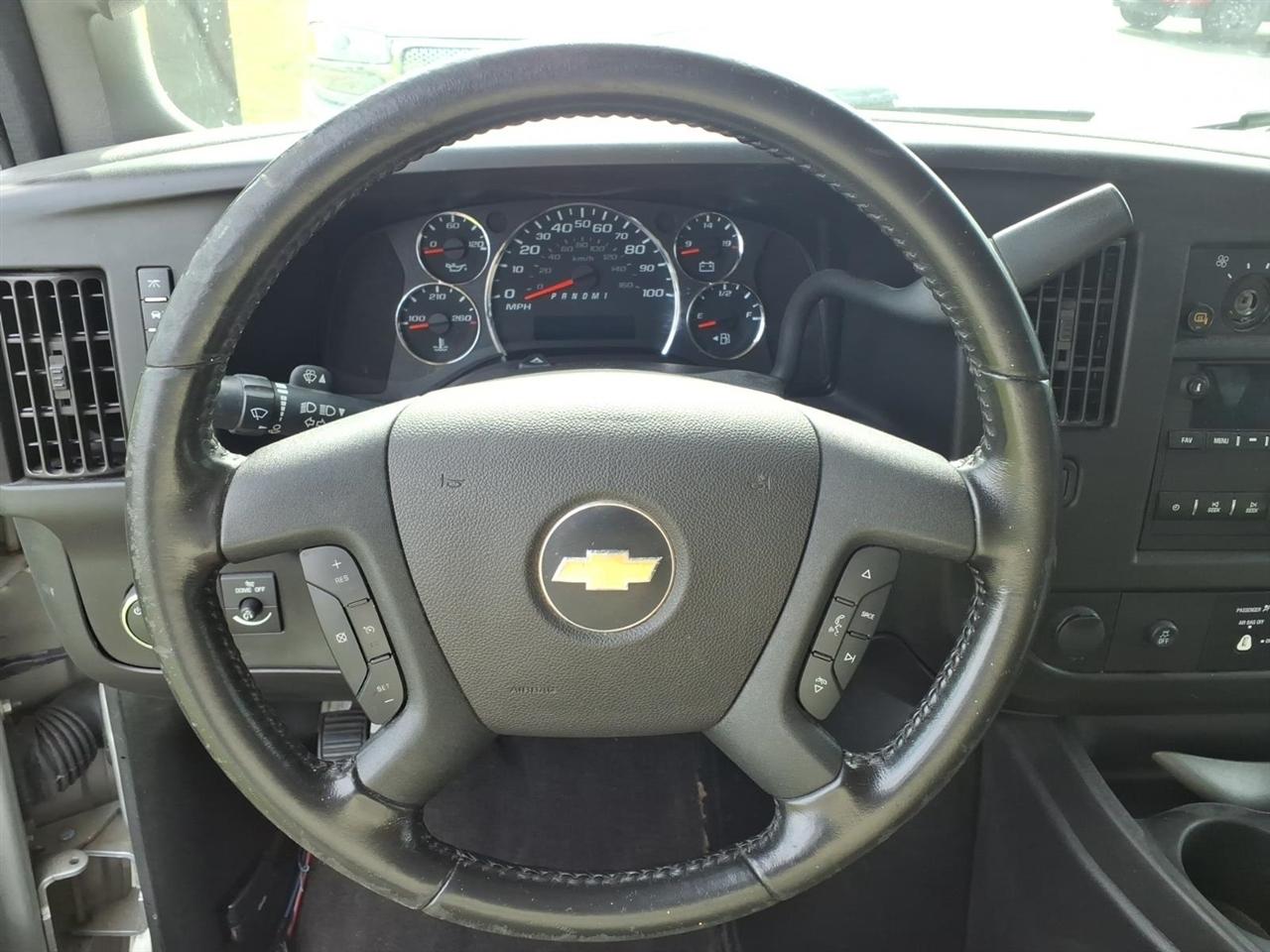 Chevrolet Express Passenger RWD 3500 155" LS 2023