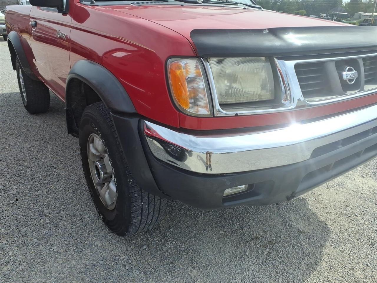 Nissan Frontier 4WD XE Reg Cab 1998