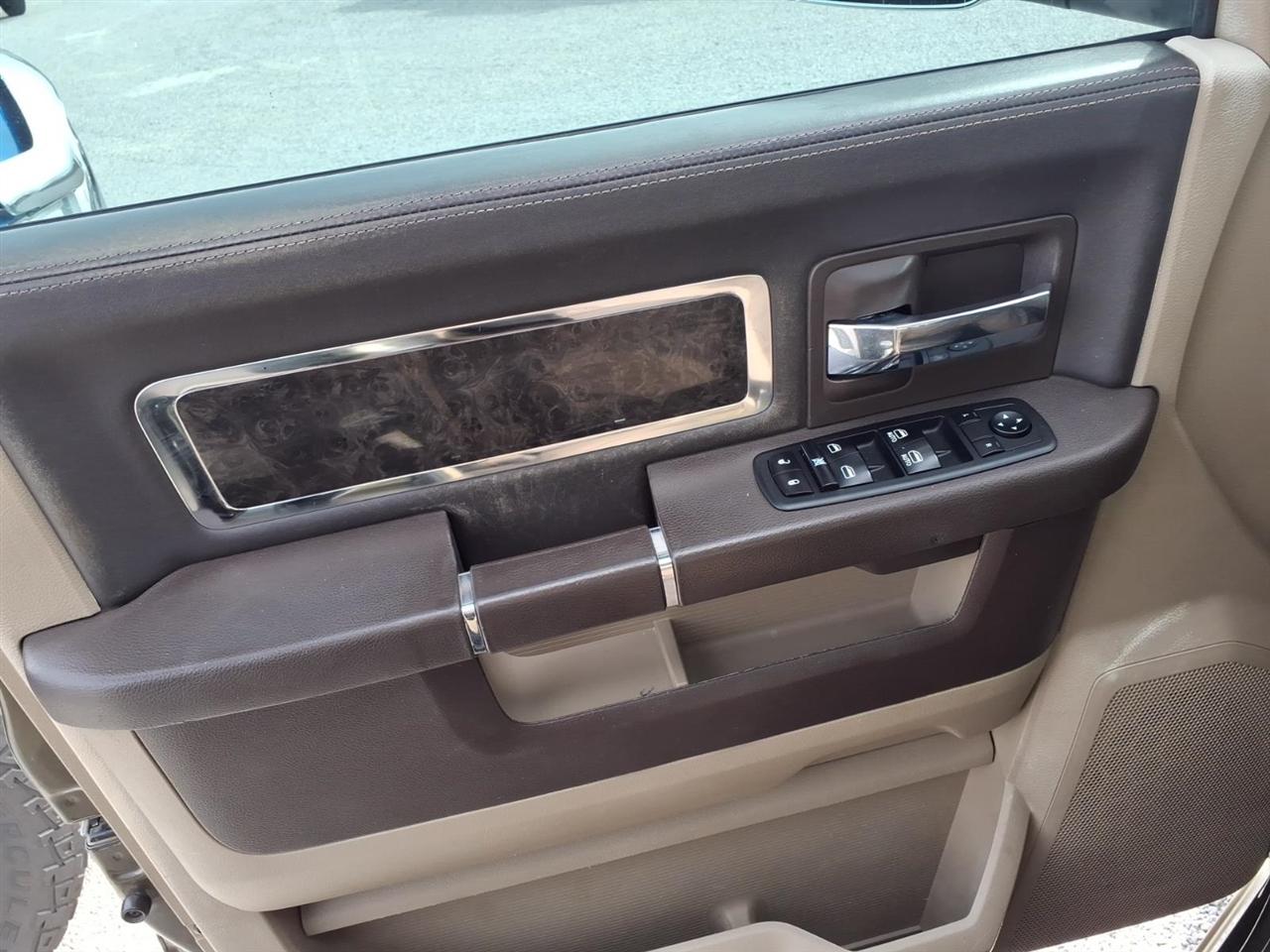 RAM 2500 4WD Crew Cab 149" Laramie Longhorn 2012