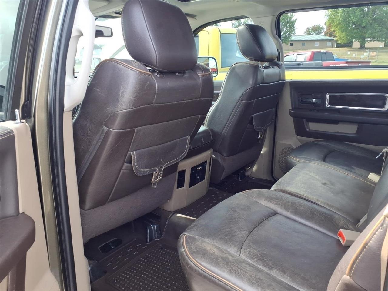 RAM 2500 4WD Crew Cab 149" Laramie Longhorn 2012