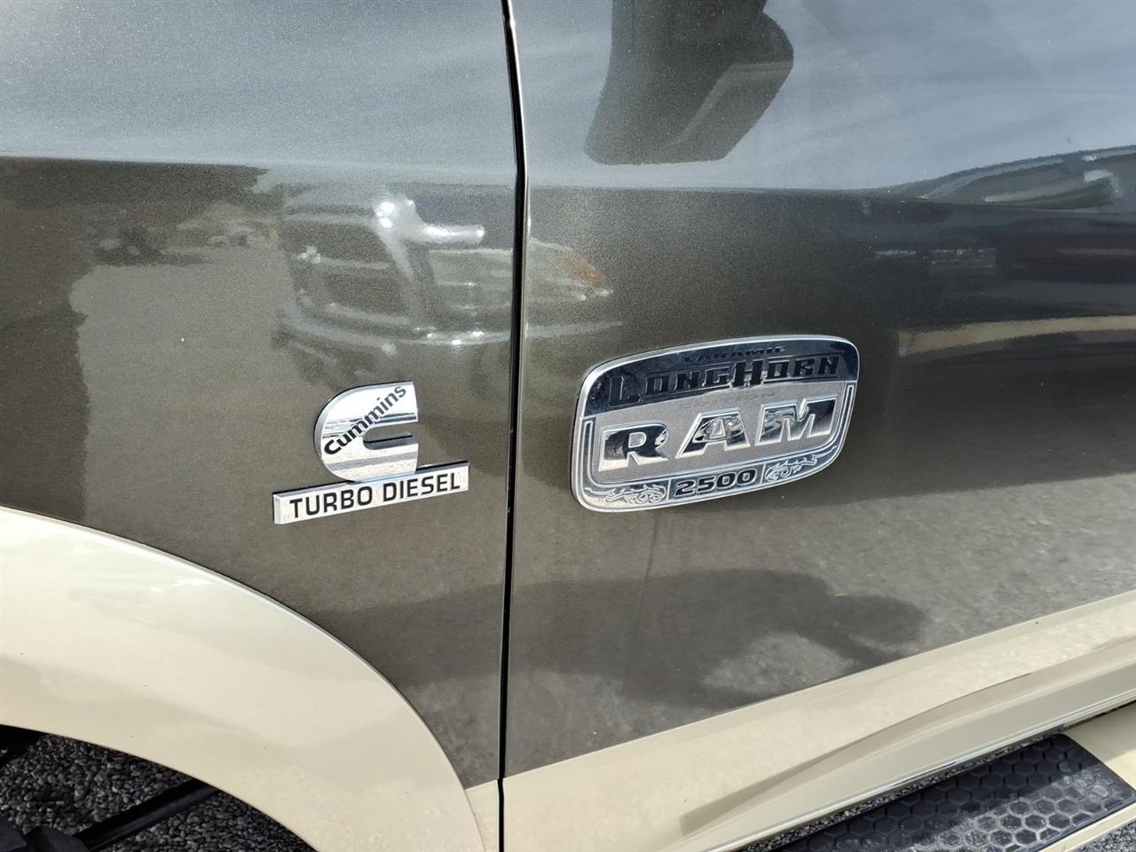 RAM 2500 4WD Crew Cab 149" Laramie Longhorn 2012
