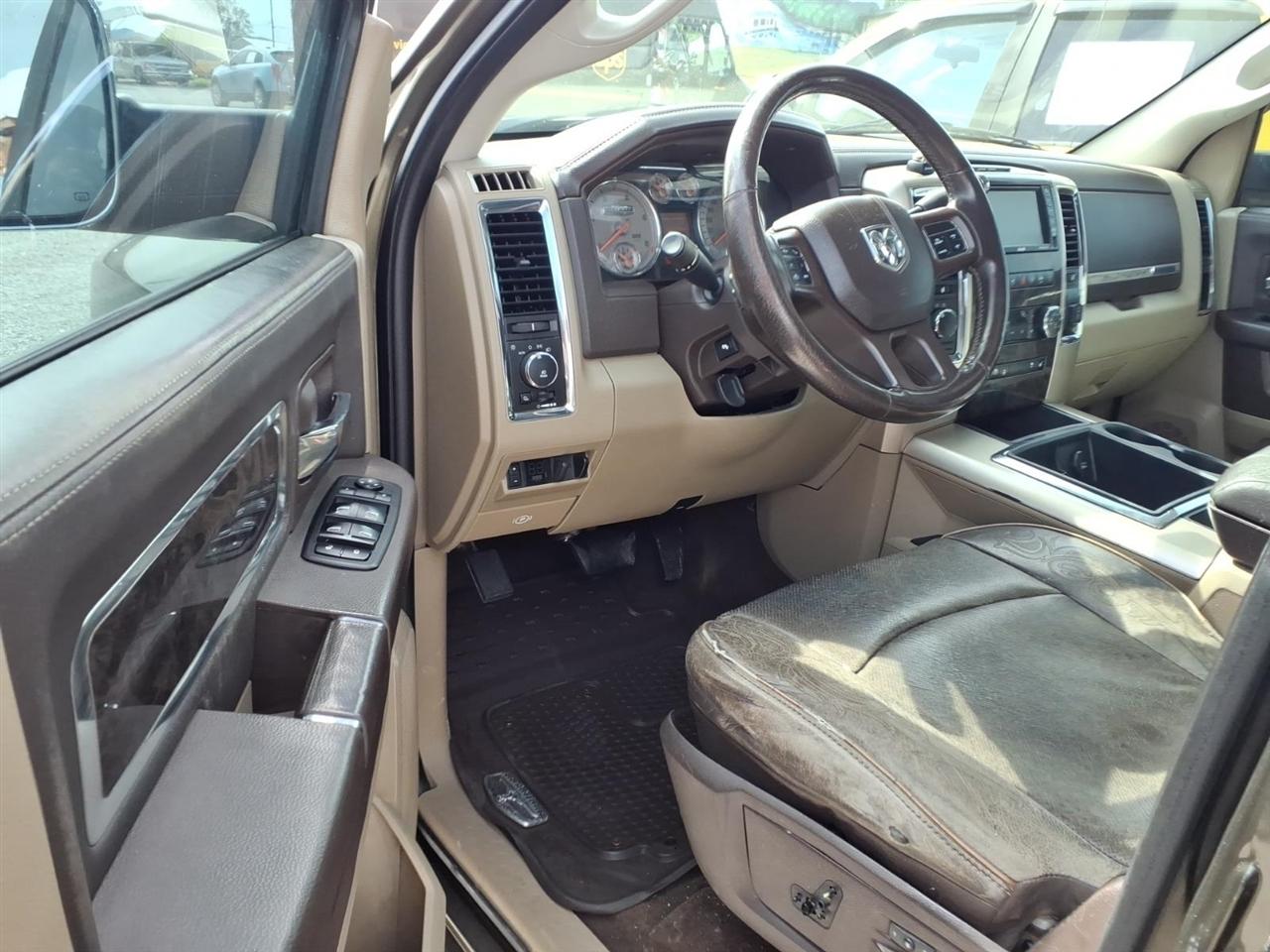 RAM 2500 4WD Crew Cab 149" Laramie Longhorn 2012