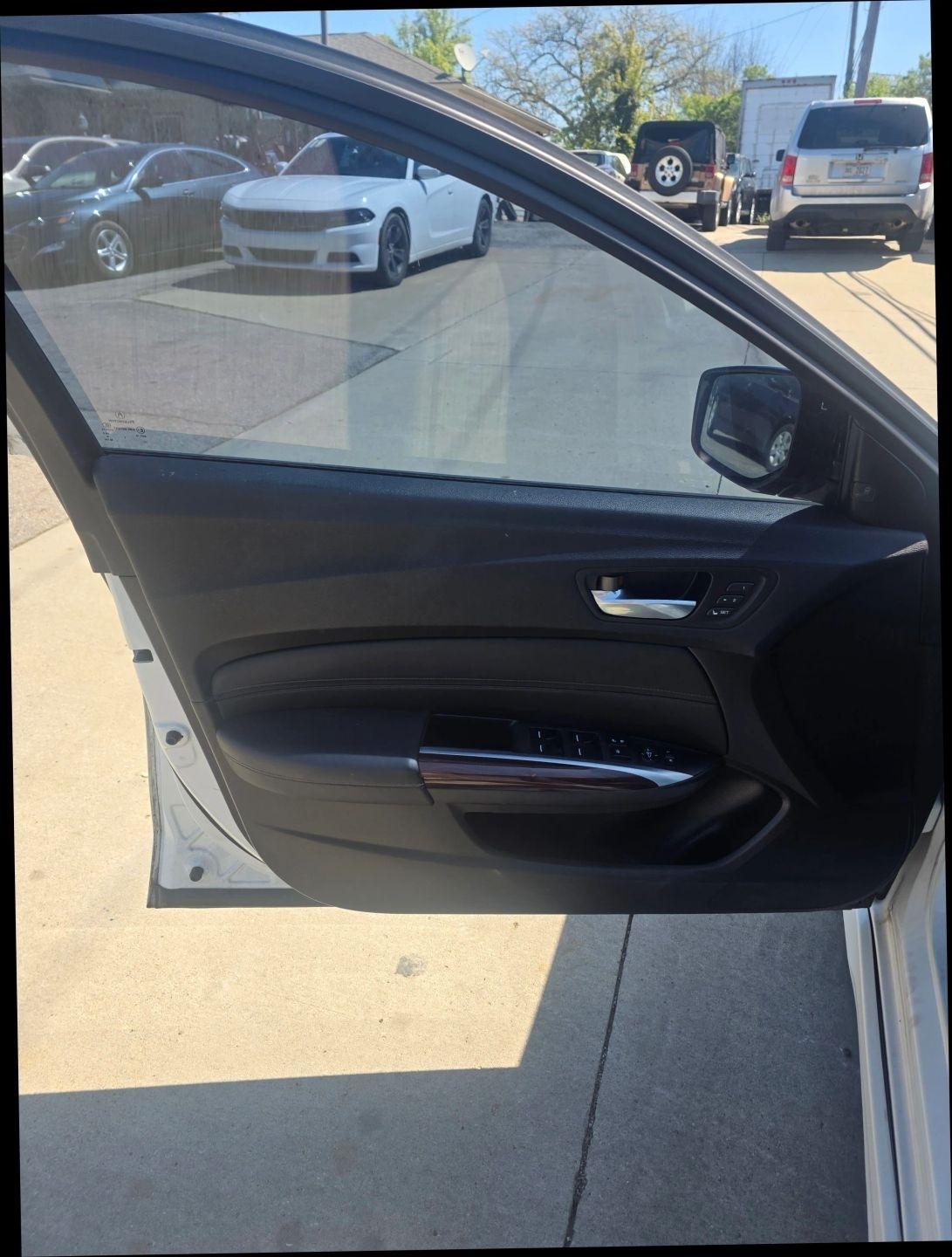 Acura TLX 9-Spd AT w/Advance Package 2015