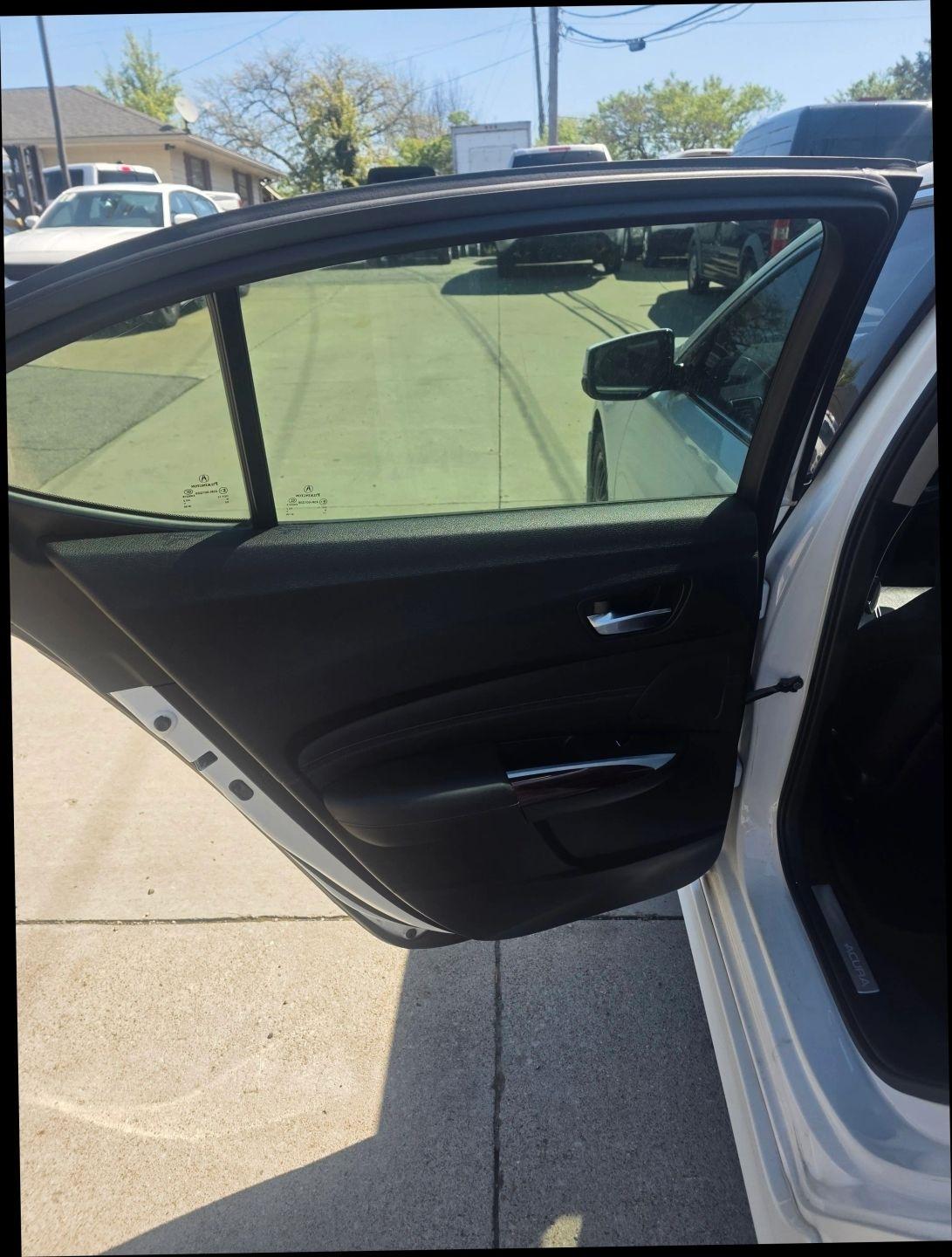 Acura TLX 9-Spd AT w/Advance Package 2015