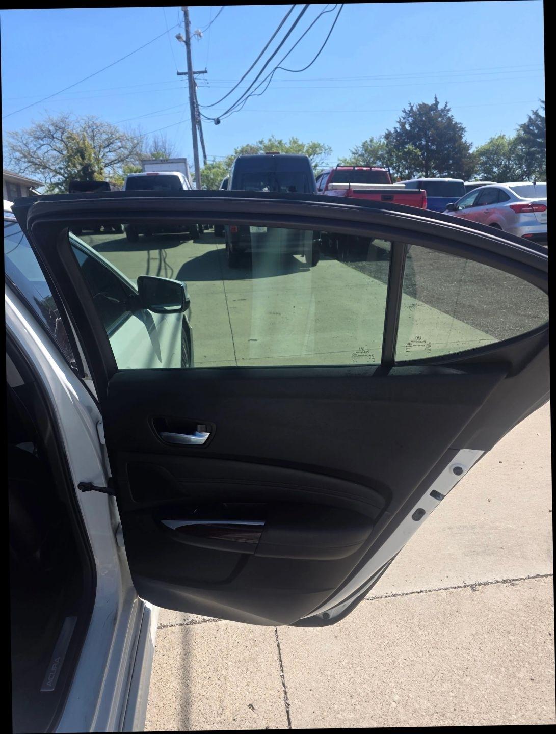 Acura TLX 9-Spd AT w/Advance Package 2015