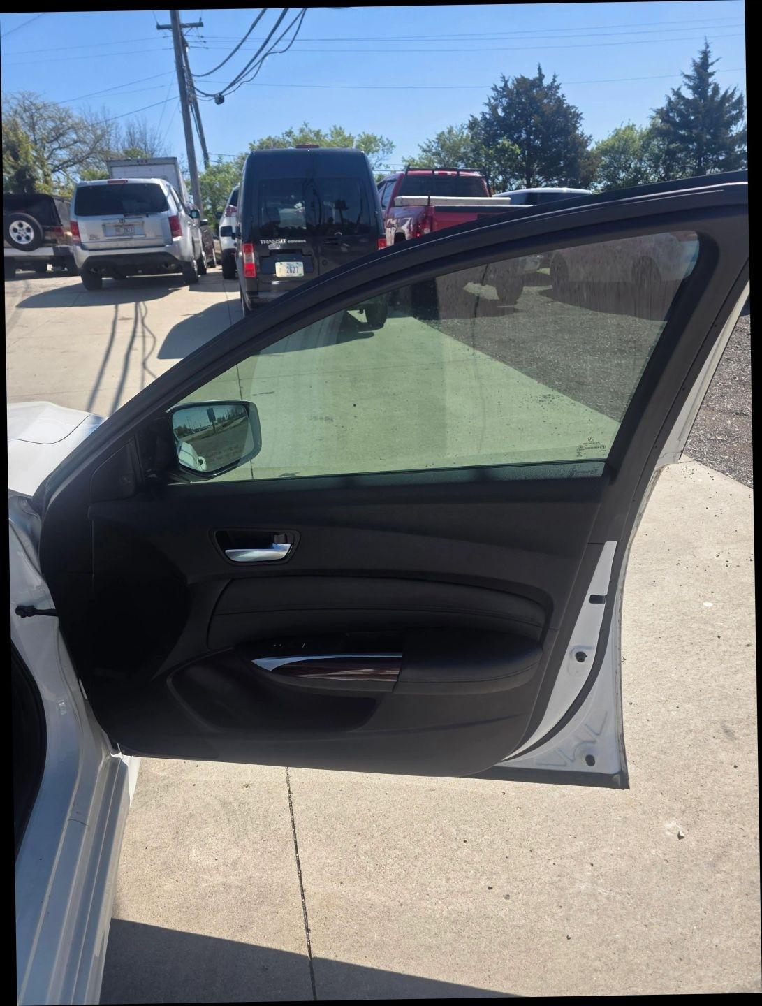 Acura TLX 9-Spd AT w/Advance Package 2015