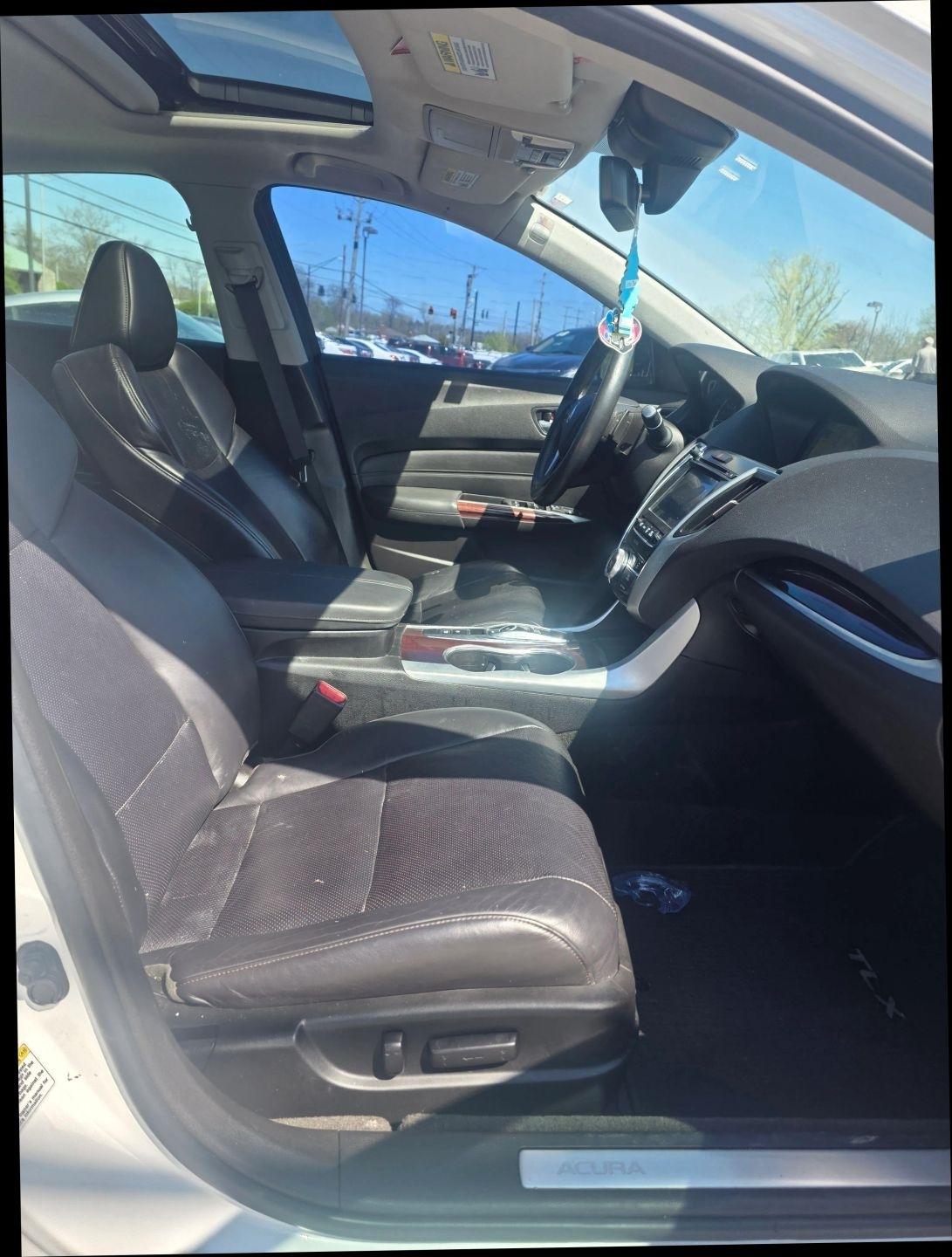 Acura TLX 9-Spd AT w/Advance Package 2015