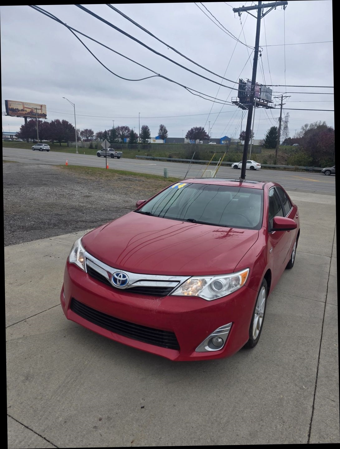 Toyota Camry Hybrid XLE 2014