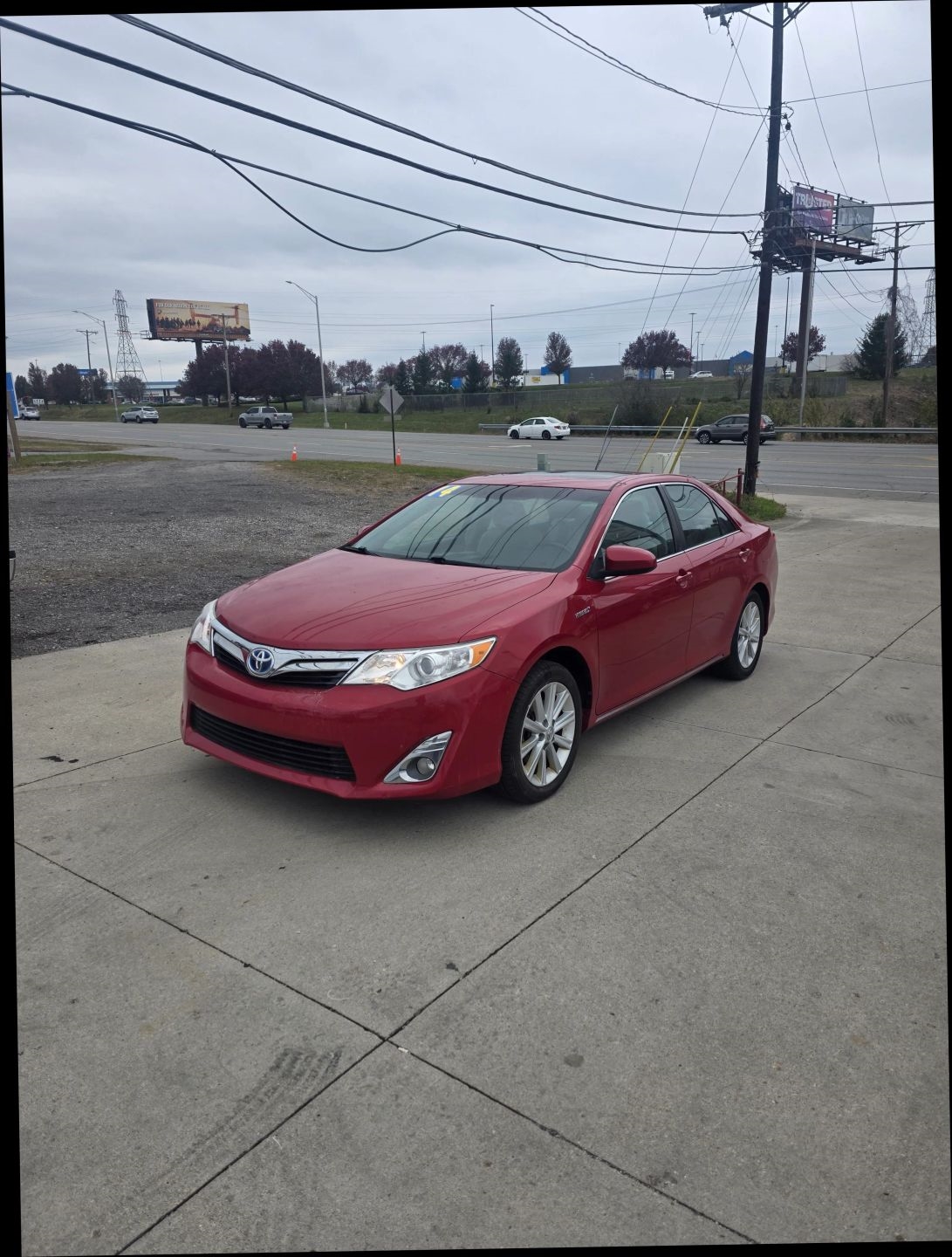 Toyota Camry Hybrid XLE 2014