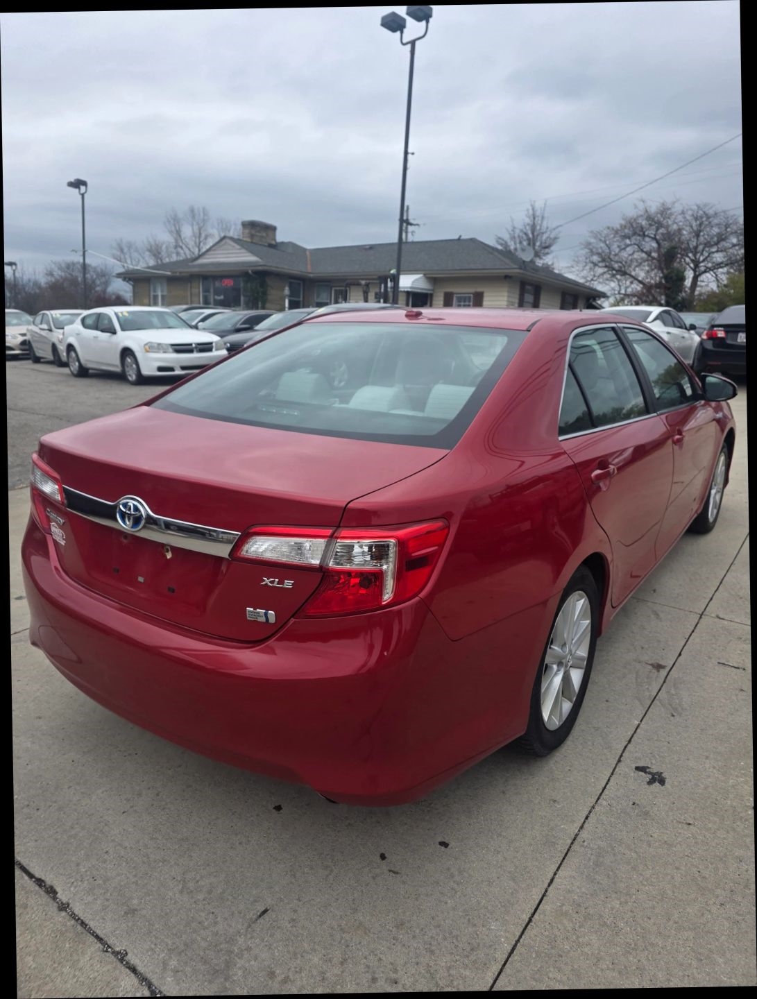 Toyota Camry Hybrid XLE 2014