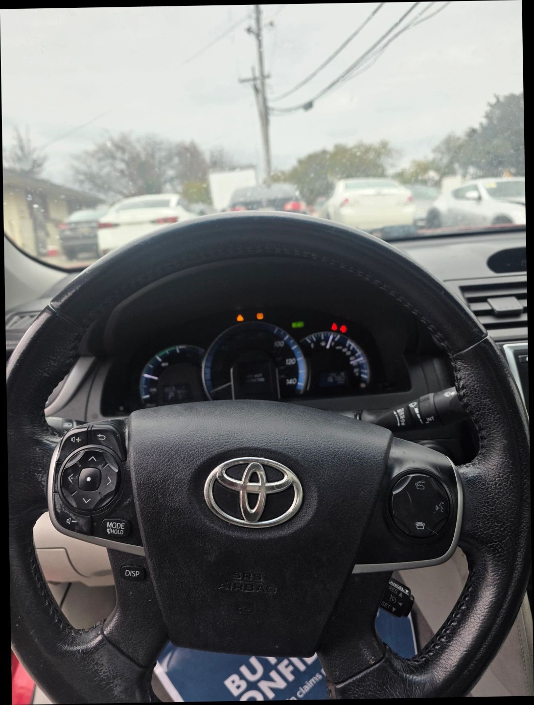 Toyota Camry Hybrid XLE 2014