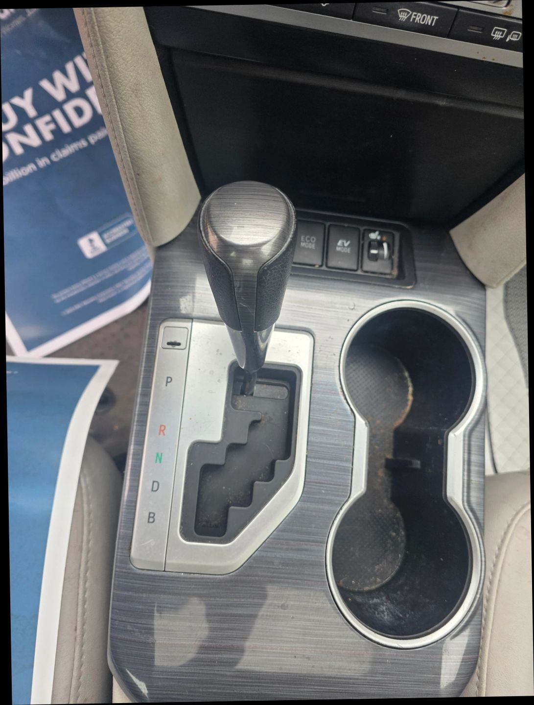 Toyota Camry Hybrid XLE 2014